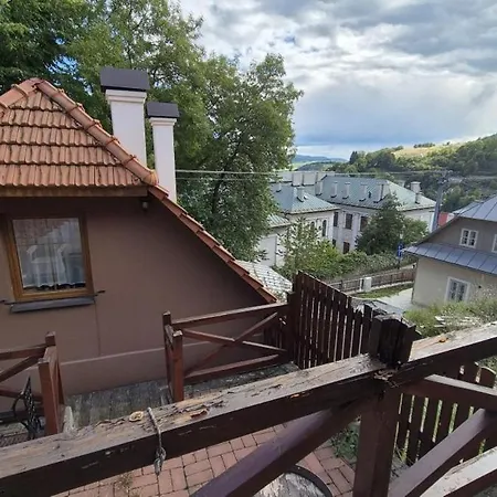 Сasa de vacaciones Romantic House In Botanic Garden Banská Štiavnica